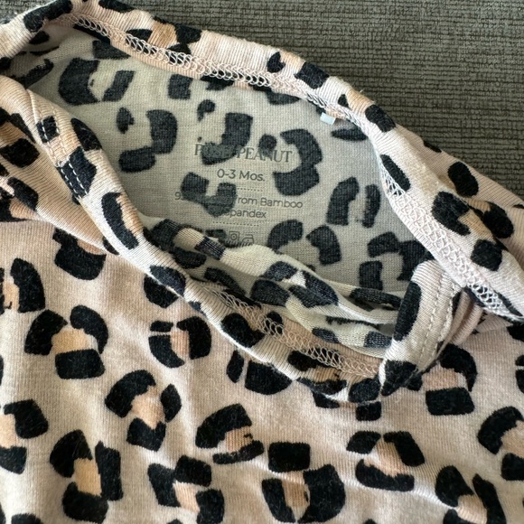 Posh Peanut Gown - Picture 2 of 2